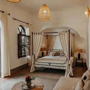 4* Riad Bamaga